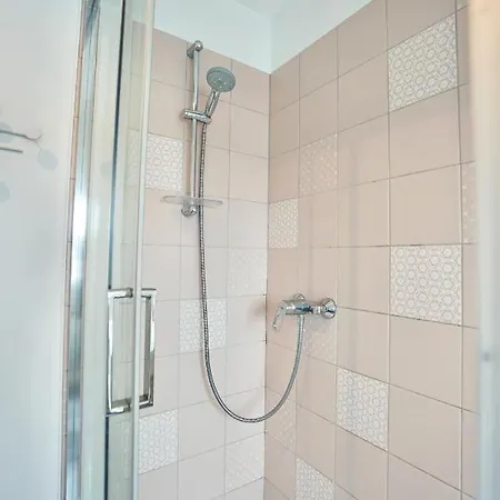 Sweet * A 200m * Apartman Ploemeur